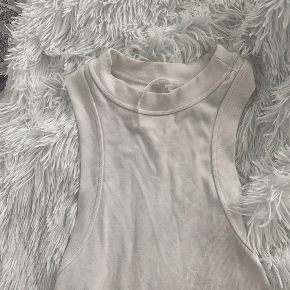 AREYOUAMI WHITE TANK M
